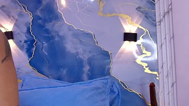 Snapshot of lorrayne_ chatting on October 11, 2025, 12:06 pm lorrayne  online show from October 11, 2025, 12:06 pm