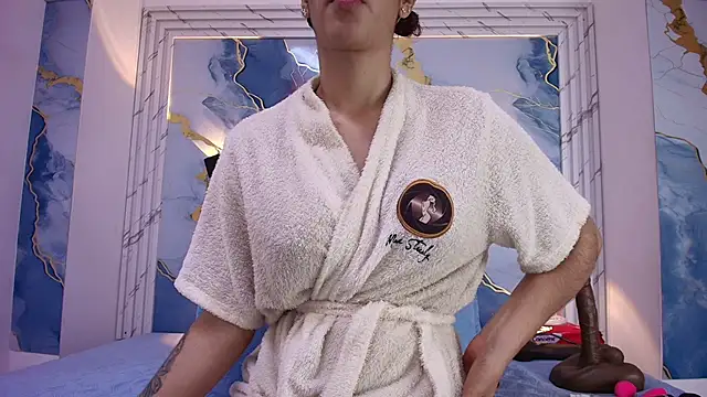 Snapshot of lorrayne_ chatting on September 23, 2025, 12:12 pm lorrayne  online show from September 23, 2025, 12:12 pm