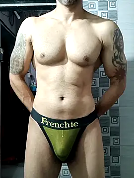 nihalxxx3 online show from June 4, 2026, 4:28 am