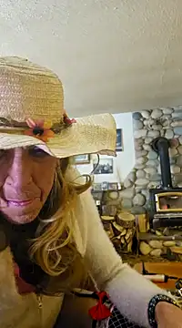 CROSSCOUNTRY1 online show from January 21, 2025, 6:55 pm