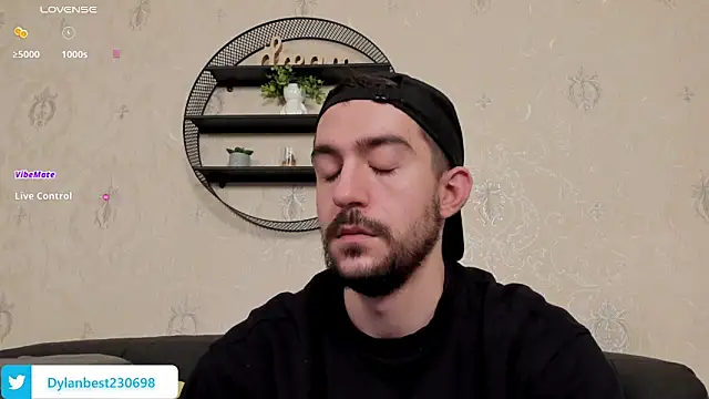 Snapshot of Dylan_Best chatting on March 4, 2026, 5:26 am Dylan Best online show from March 4, 2026, 5:26 am