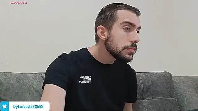 Snapshot of Dylan_Best chatting on September 24, 2025, 10:33 am Dylan Best online show from September 24, 2025, 10:33 am