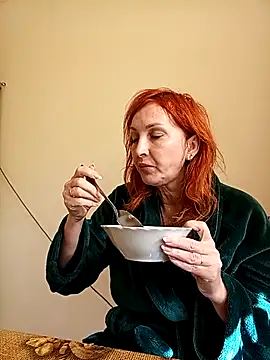 MssAngela online show from March 1, 2026, 7:52 am