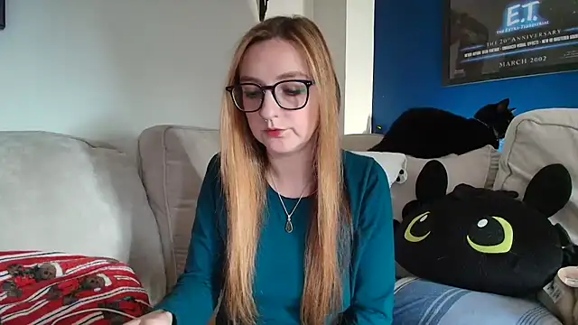 Snapshot of short_sweetpea chatting on October 16, 2025, 8:44 am short sweetpea online show from October 16, 2025, 8:44 am