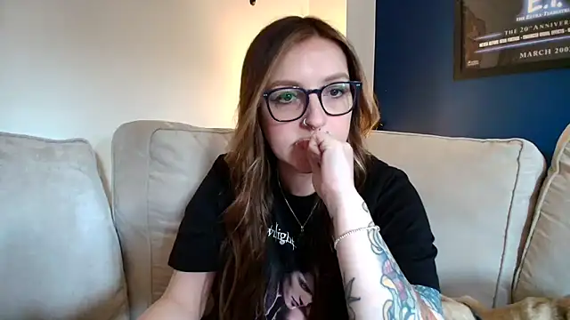 short sweetpea online show from March 3, 2026, 4:03 pm