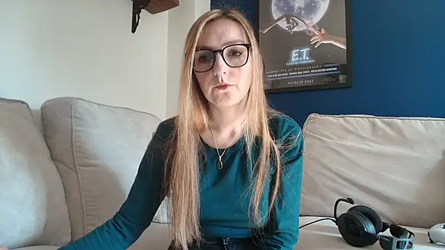 Snapshot of short_sweetpea chatting on September 30, 2025, 10:21 am short sweetpea online show from September 30, 2025, 10:21 am