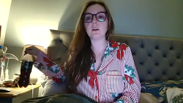 short sweetpea online show from December 2, 2025, 8:16 am