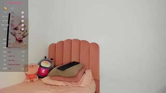 julieth sanz online show from January 28, 2025, 2:42 pm