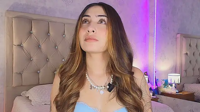 nini love01 online show from February 3, 2026, 4:10 am