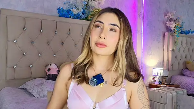 nini love01 online show from June 2, 2026, 3:39 am