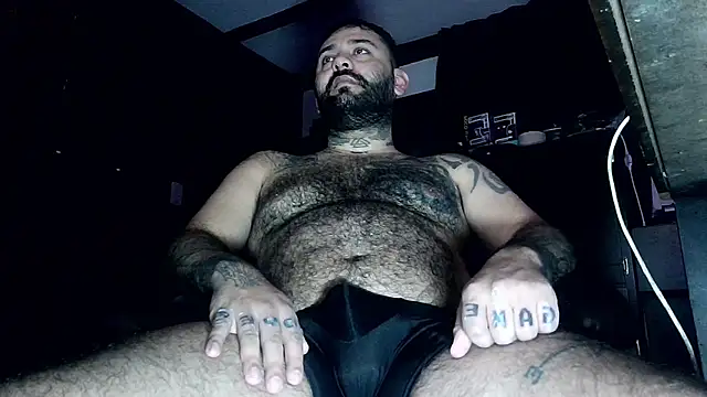 TeddyGominola  online show from April 2, 2026, 9:43 pm