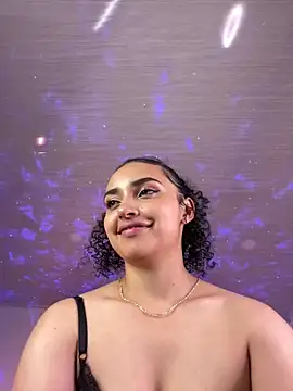 Lucy Marin online show from February 8, 2025, 6:33 pm
