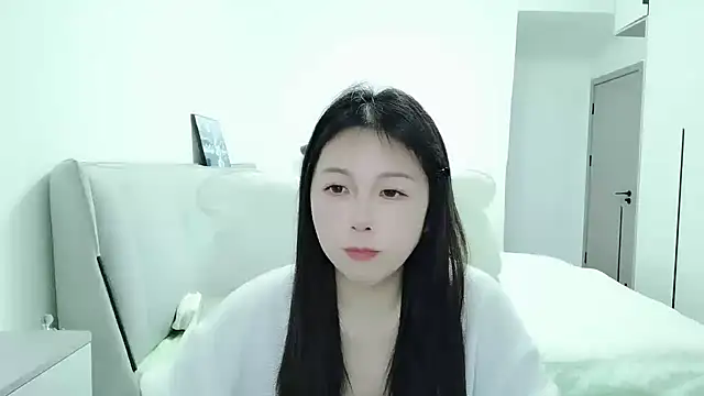 Sunset glow online show from December 18, 2025, 3:00 am