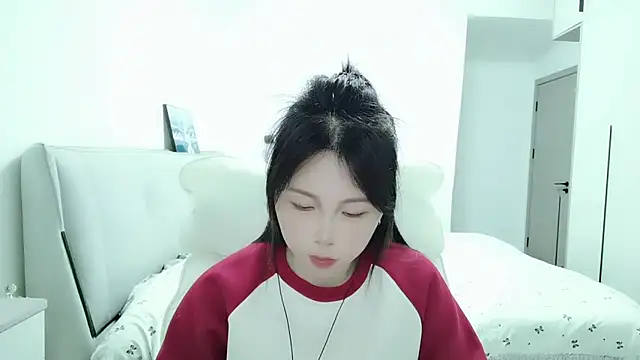 Sunset glow online show from March 9, 2026, 1:47 pm