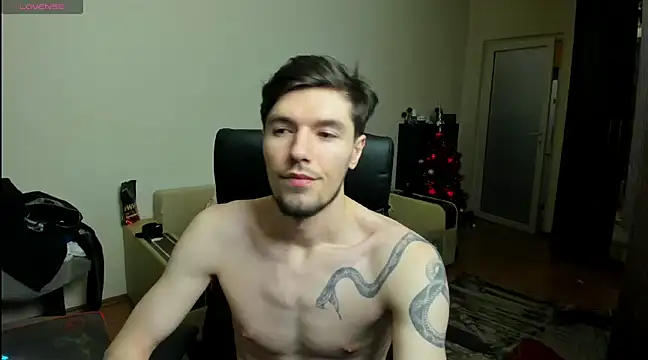 awesomejustin online show from December 18, 2024, 3:37 am