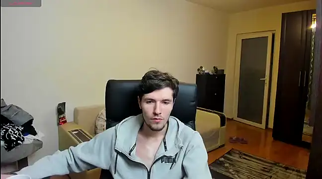 awesomejustin online show from December 12, 2024, 7:48 pm