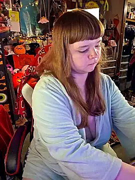 Snapshot of VelvetDiablo chatting on October 11, 2025, 12:00 am VelvetDiablo online show from October 11, 2025, 12:00 am