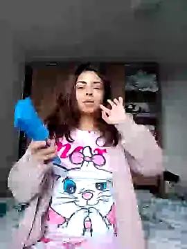 Snapshot of Ivanna2 chatting on December 25, 2024, 1:51 pm Ivanna2 online show from December 25, 2024, 1:51 pm