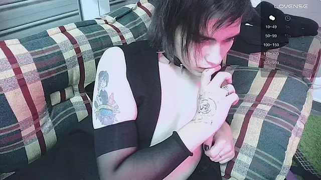 sademobeer online show from October 1, 2025, 3:11 am