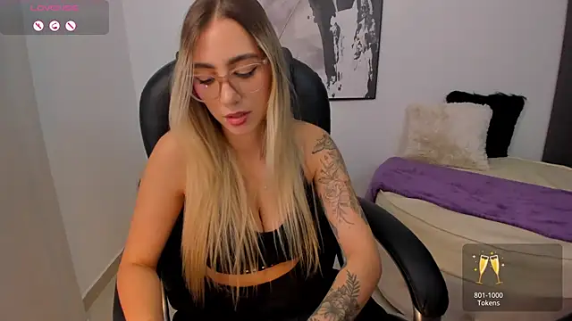StacyConner online show from January 2, 2025, 8:35 pm