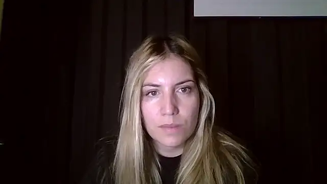 Snapshot of alaanna_new chatting on October 6, 2025, 1:18 am alaanna new online show from October 6, 2025, 1:18 am