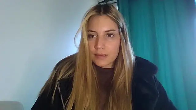 Snapshot of alaanna_new chatting on October 1, 2025, 10:35 pm alaanna new online show from October 1, 2025, 10:35 pm