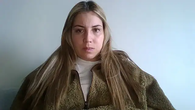 Snapshot of alaanna_new chatting on October 6, 2025, 4:19 pm alaanna new online show from October 6, 2025, 4:19 pm