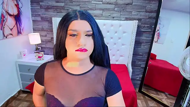 Snapshot of TRINY_TS chatting on September 30, 2025, 7:25 am TRINY TS online show from September 30, 2025, 7:25 am