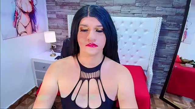 Snapshot of TRINY_TS chatting on October 6, 2025, 11:49 pm TRINY TS online show from October 6, 2025, 11:49 pm