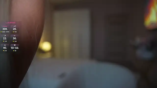 Snapshot of CatchMe1 chatting on November 1, 2025, 5:36 am CatchMe1 online show from November 1, 2025, 5:36 am