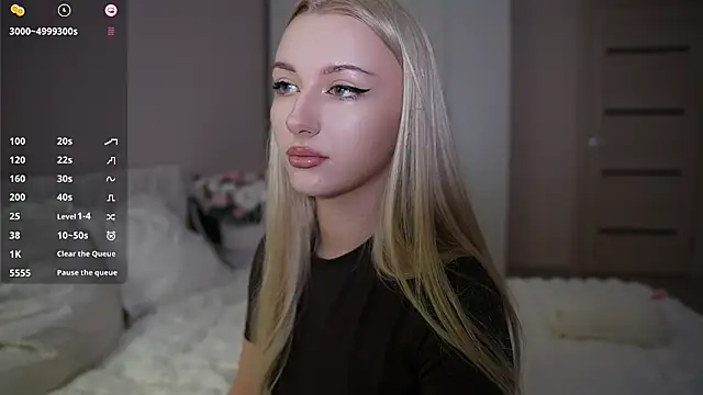 Snapshot of CatchMe1 chatting on October 23, 2025, 10:19 pm CatchMe1 online show from October 23, 2025, 10:19 pm