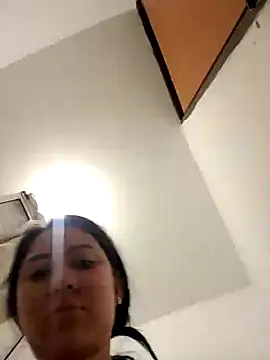 Snapshot of PamelaTomson chatting on March 21, 2025, 11:12 am PamelaTomson online show from March 21, 2025, 11:12 am