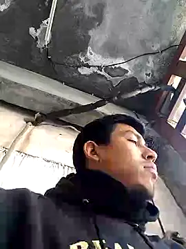 Snapshot of AlexAlejandro13 chatting on January 13, 2025, 8:26 pm AlexAlejandro13 online show from January 13, 2025, 8:26 pm