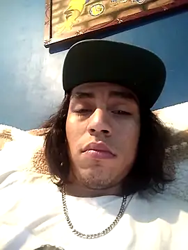 Snapshot of AlexAlejandro13 chatting on February 20, 2026, 5:37 pm AlexAlejandro13 online show from February 20, 2026, 5:37 pm