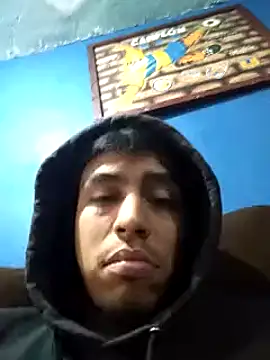Snapshot of AlexAlejandro13 chatting on January 17, 2025, 8:33 pm AlexAlejandro13 online show from January 17, 2025, 8:33 pm