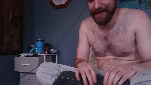 hpluvsplata online show from February 17, 2026, 2:14 pm