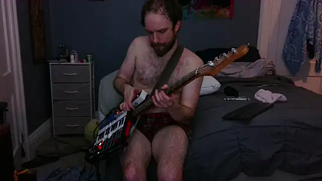 hpluvsplata online show from April 11, 2026, 5:04 am