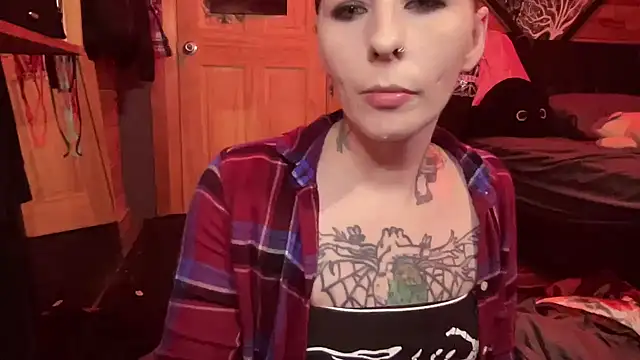 TeenyDoll online show from October 14, 2025, 2:12 am