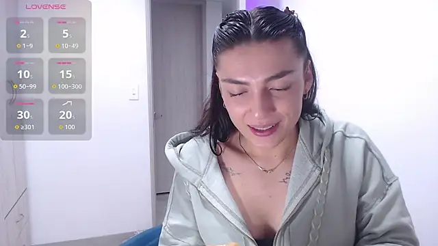 EricaVanderhill online show from October 22, 2025, 12:54 am