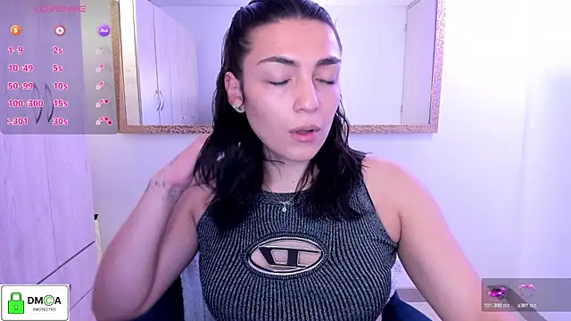 EricaVanderhill online show from June 28, 2026, 1:45 am