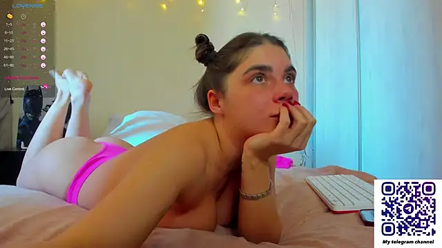 Bella Foryou online show from March 14, 2025, 3:59 am