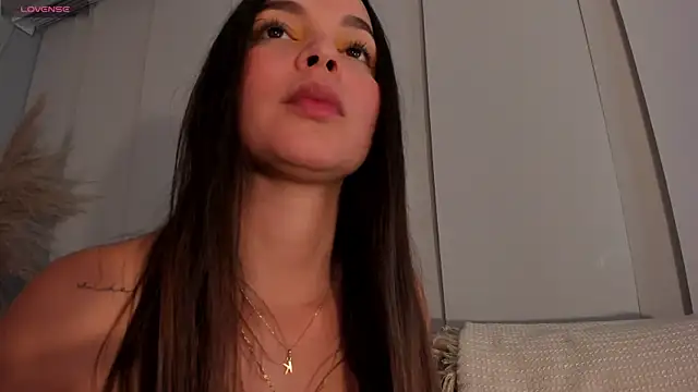 Snapshot of AnnieHallX chatting on January 30, 2025, 10:41 pm AnnieHallX online show from January 30, 2025, 10:41 pm
