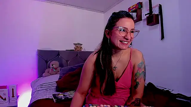 vanessabrown  online show from January 14, 2026, 5:16 pm