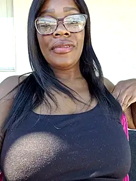 lollycoco online show from March 1, 2026, 8:20 pm