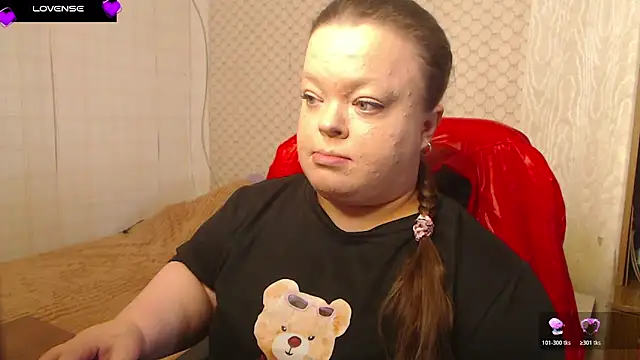 Janiffer MiMi online show from November 14, 2025, 11:47 am