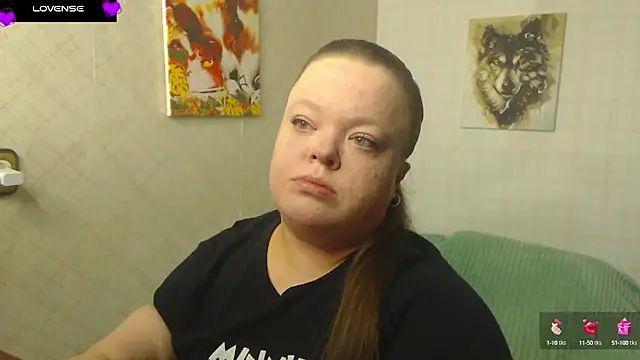 Snapshot of Janiffer_MiMi chatting on September 18, 2025, 1:03 pm Janiffer MiMi online show from September 18, 2025, 1:03 pm