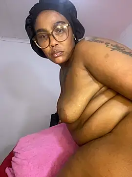 BADFATASS85 online show from March 11, 2025, 6:08 am