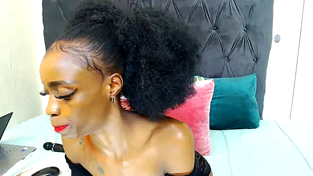 Snapshot of AvaOcean chatting on October 10, 2025, 11:16 pm AvaOcean online show from October 10, 2025, 11:16 pm