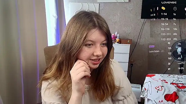 Snapshot of Vivian_cutie chatting on May 31, 2026, 12:44 pm Vivian cutie online show from May 31, 2026, 12:44 pm