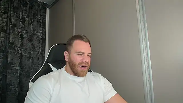 Thori92 online show from November 1, 2025, 6:24 pm